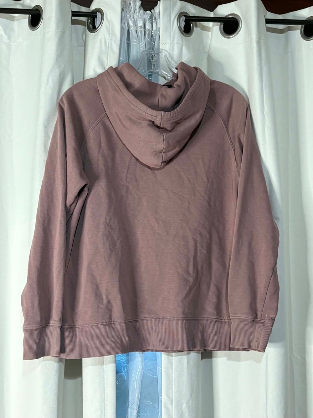 The North Face Women's Dusty Rose Pullover Hoodie with Silver Logo - Picture 3 of 4